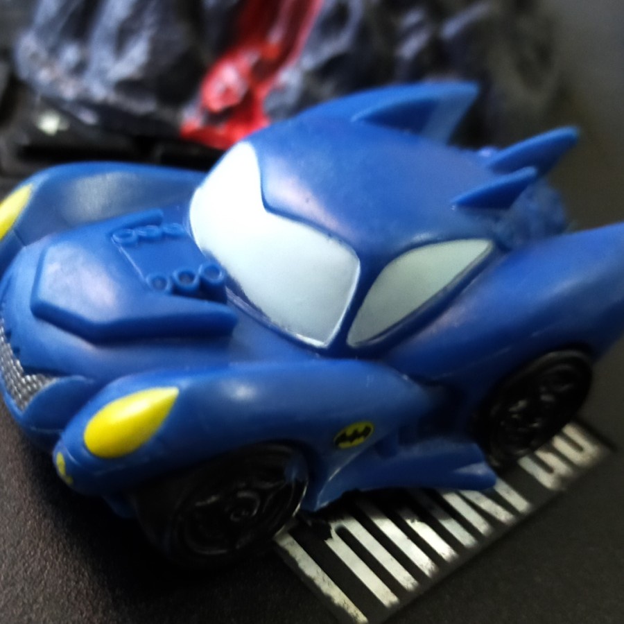 Jual Mainan Mobil Mini Batmobile DC (s16) | Shopee Indonesia