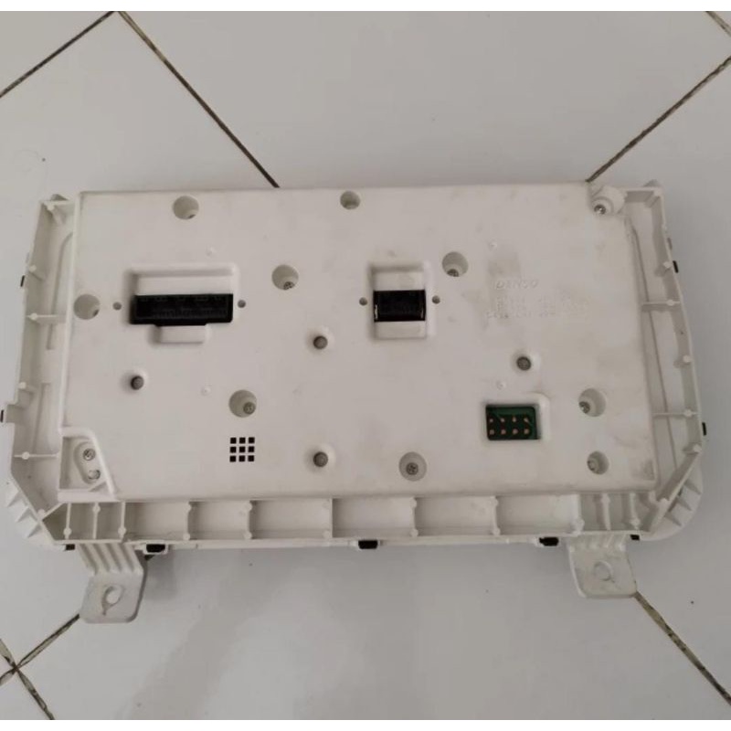 Jual SPEEDOMETER SPIDOMETER ISUZU ELF 24V | Shopee Indonesia