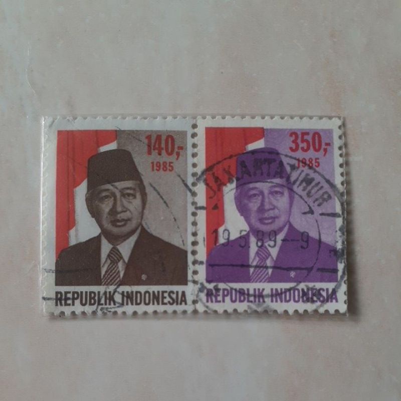Jual Perangko Indonesia Presiden Soeharto Tahun 1985 Set Lengkap 2pcs