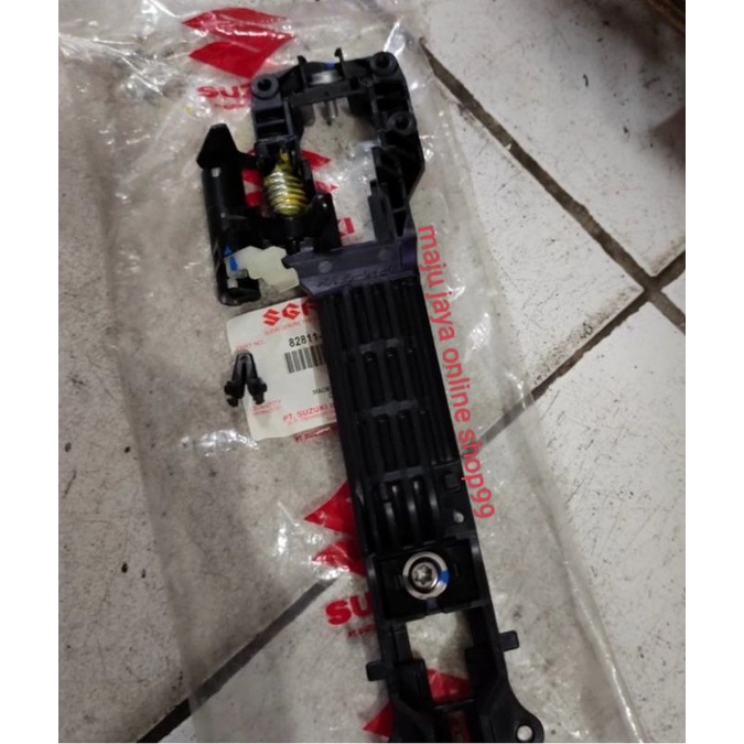 Jual FRAME HANDEL PINTU LUAR DEPAN ERTIGA 2012-2017 ASLI | Shopee Indonesia