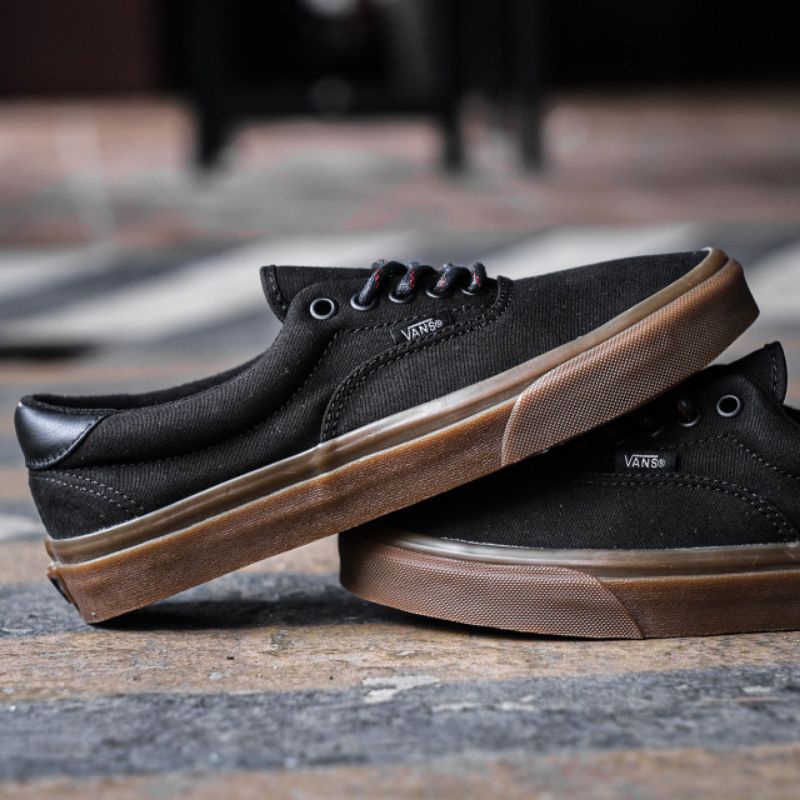 Vans era hot sale 59 hiking