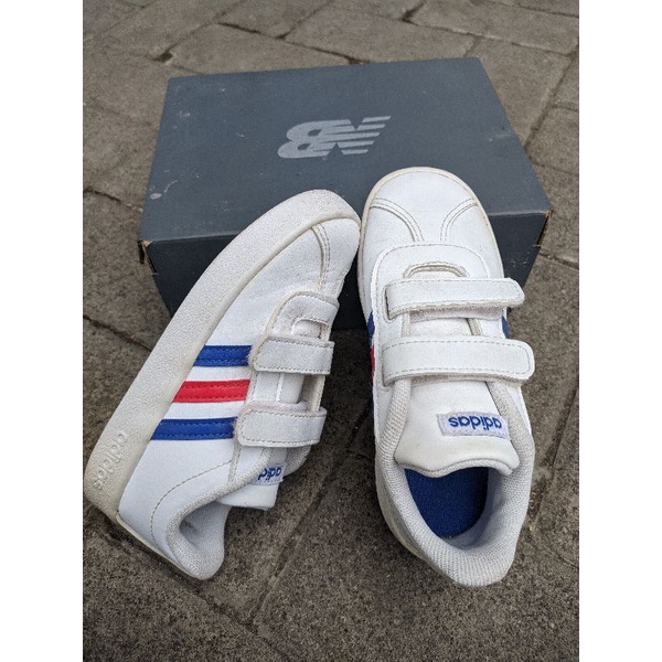 Jual sepatu ADIDAS ORIGINAL BNIB 100 SECOND ukuran 27 insole 16,5cm