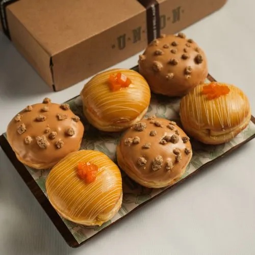 Jual READY BANDUNG 20 JAN 2024 UNION BAKERY JAKARTA COMBO OF THE MONTH DOUGHNUTS SEASONAL