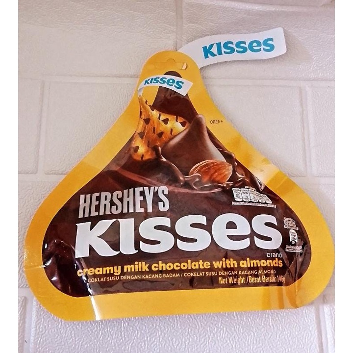 Jual Hersheys Kisses Creamy Milk Chocolate With Almonds 146 Gr Shopee Indonesia