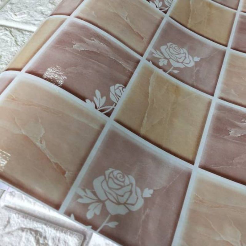 Jual Wallpaper Dinding Krem Cocok Untuk Kamar Mandi Dan Ruang Dapur