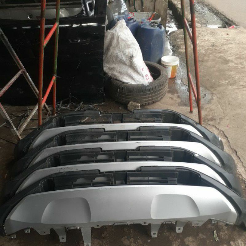 Jual bumper bawah rush 2018-2022 original kondisi 90% masih layak pakai ...