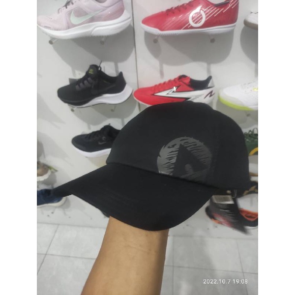 Jual airwalk cap black Shopee Indonesia