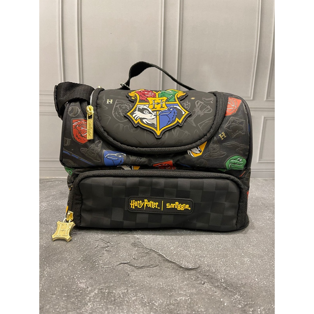 Jual SMIGGLE X HARRY POTTER LUNCHBAG DOUBLE DECK HOGWARTS TAS BEKAL