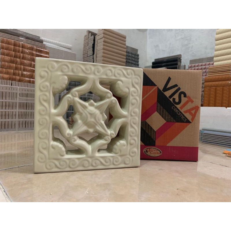 Jual Keramik Tera Cotta Mono ukuran 20 x 20 cm Shopee Indonesia