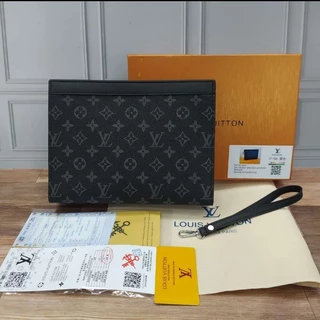 Clutch bag pria louis vuitton sale