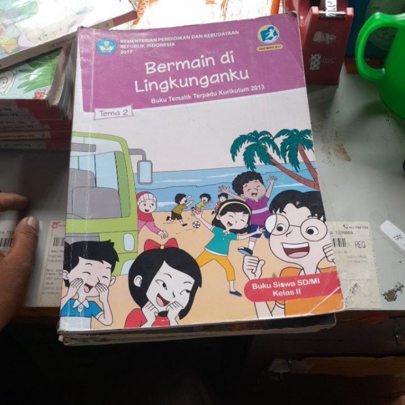 Jual Buku Tematik Terpadu Tema 2 untuk siswa SD MI kelas 2 BSE ...