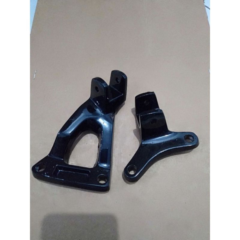 Jual dudukan postep foot step belakang Yamaha Mio sporty Mio smile ...
