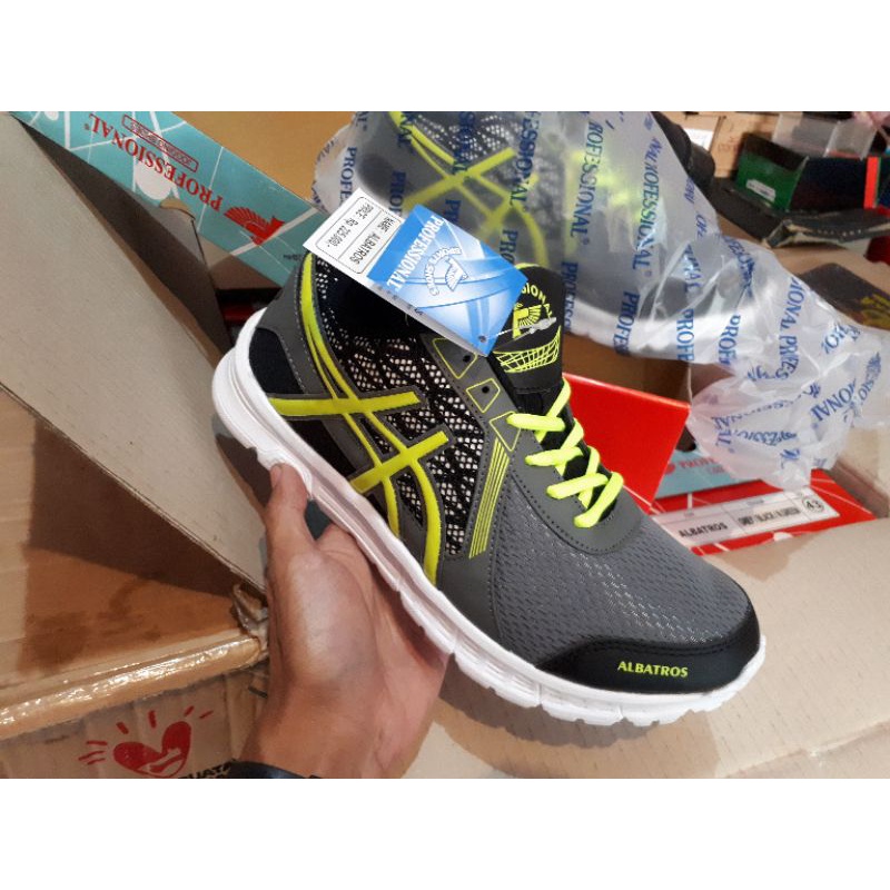 Jual Sepatu Olahraga Professional Albatros Original Ringan Dan Nyaman