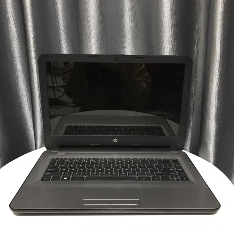 Jual Laptop HP 14af118AU Silver AMD A8 RAM 4GB HDD 500GB Second