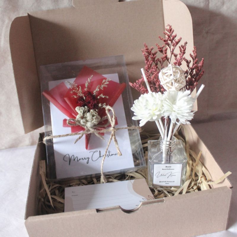Jual HAMPERS / GIFT BOX / REED DIFFUSER / KADO ULANG TAHUN / GRADUATION ...