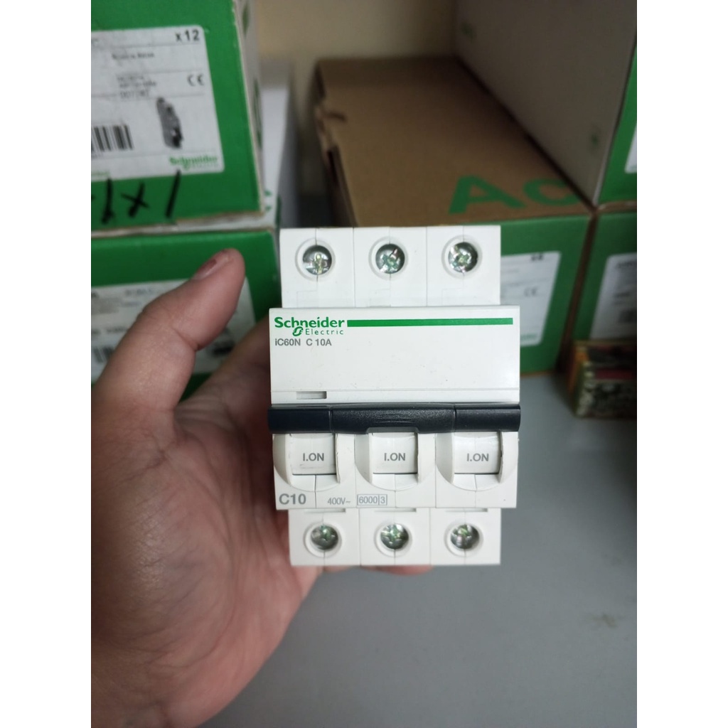 Jual MCB SCHNEIDER IC60N 3P 10A - IC60N 3PHASE 10A - 6KA | Shopee Indonesia