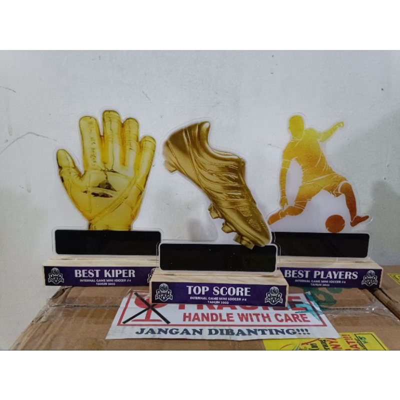 Jual Plakat Sepak Bola Futsal Trofeo Murah Piala Sepak Bola Murah