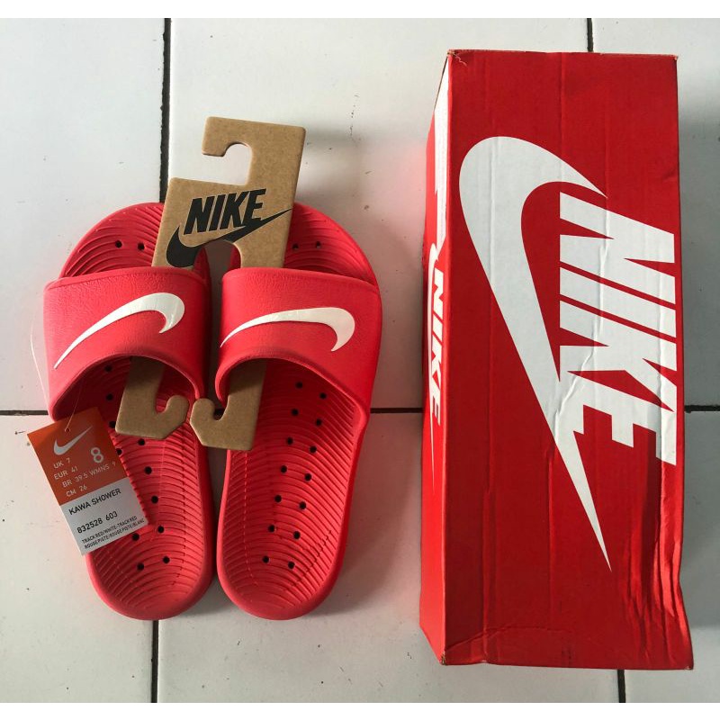 sandal nike kawa shower