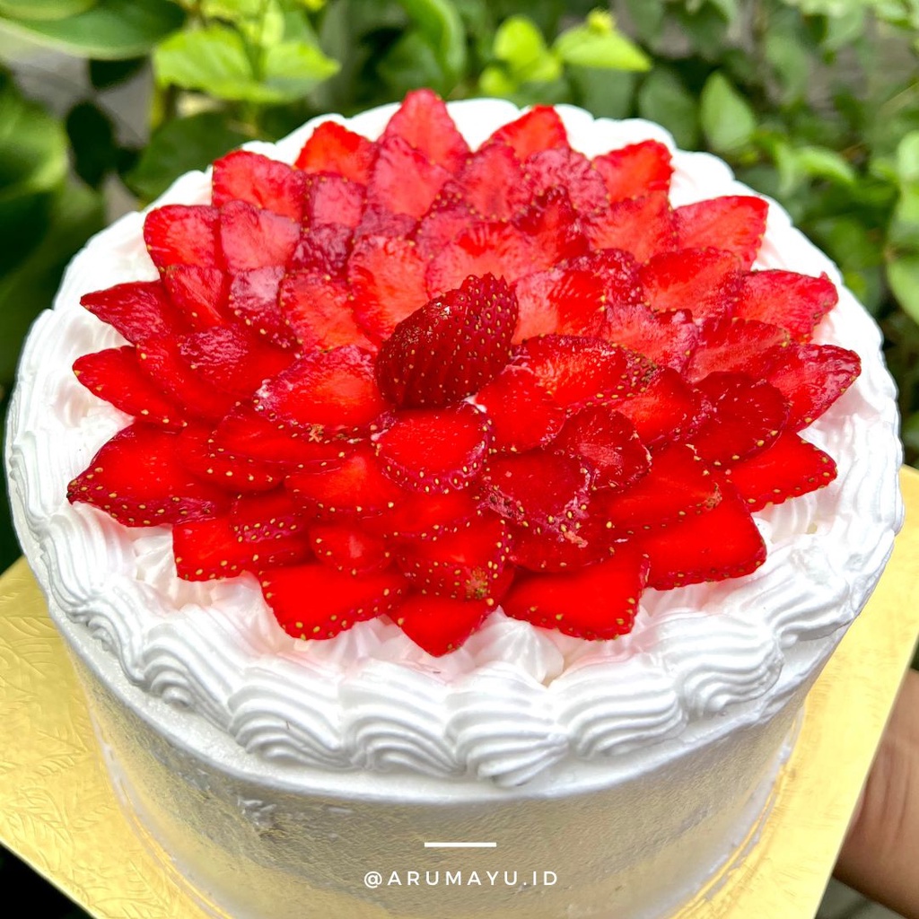 Jual GLUTEN FREE STRAWBERRY SHORTCAKE (DAIRY / DAIRY FREE) | Shopee ...