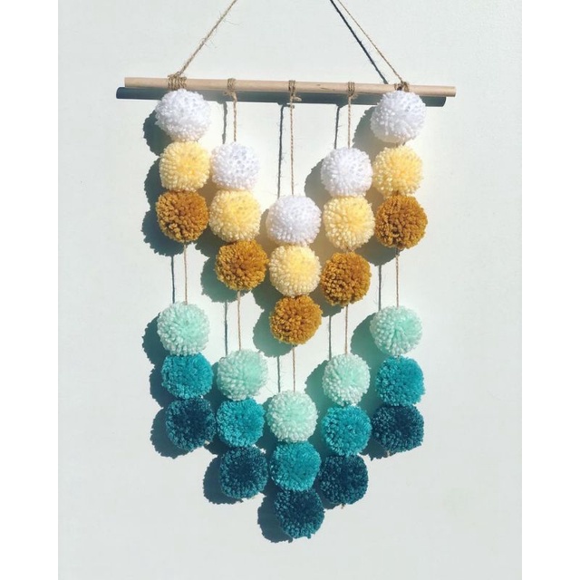 Jual Ready Stok Pom Pom Wall Hanging Hiasan Dinding Dekorasi Cantik Shopee Indonesia