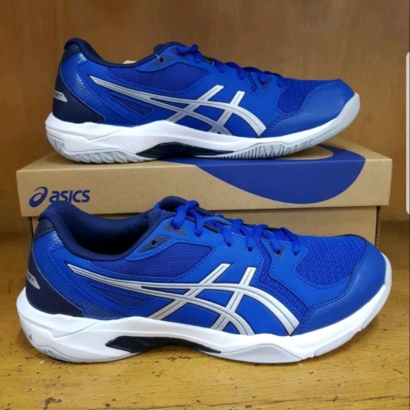 sepatu badminton asic