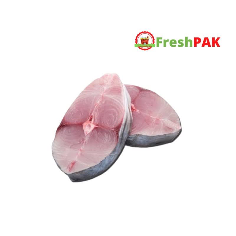 Sup ikan segar dengan bahan utama ikan tenggiri dan sayuran