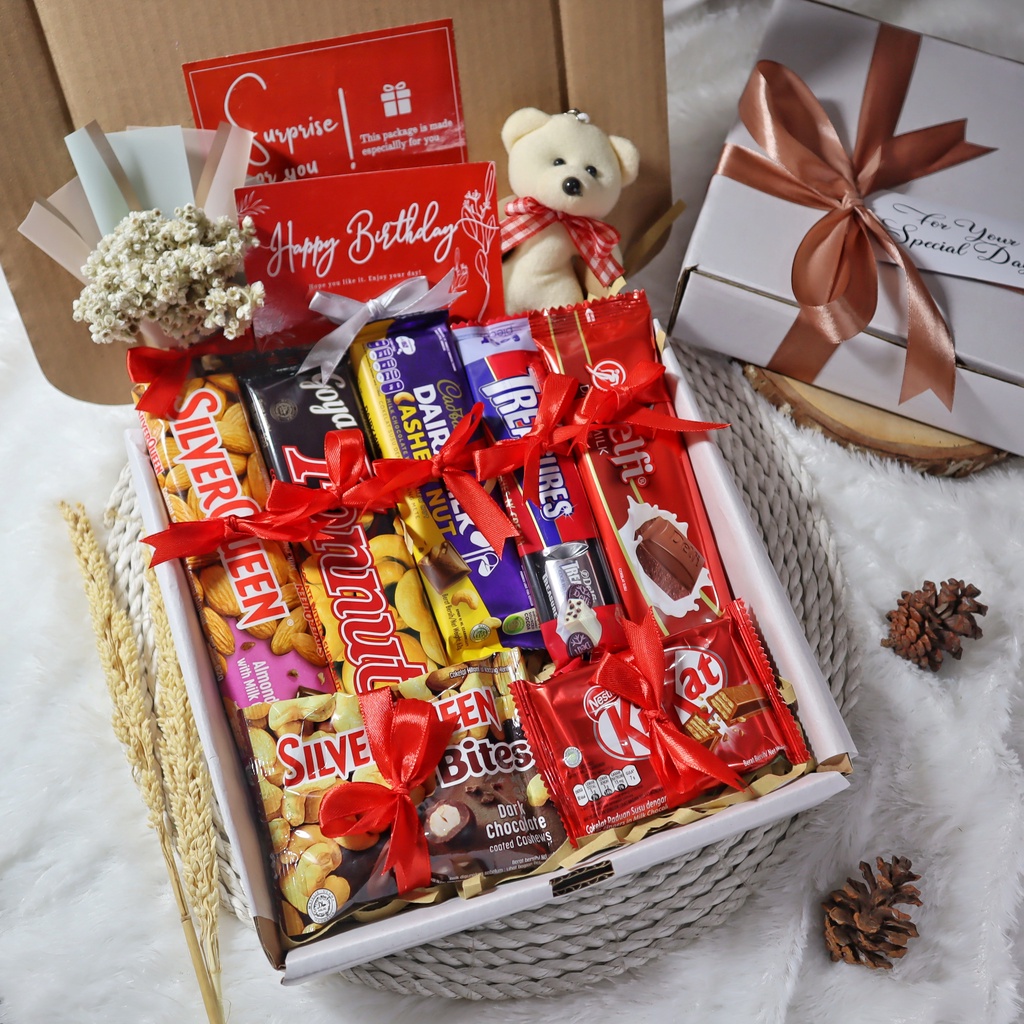 Jual Hampers Cokelat Premium Kado Ulang Tahun Hadiah Snack Cowok