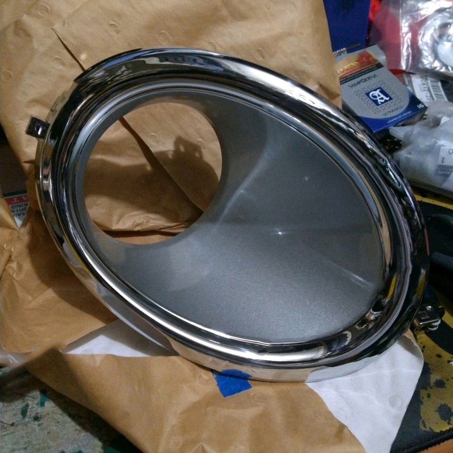 Jual Elgrand E Cover Fog Lamp Chrome Original Nissan Shopee Indonesia