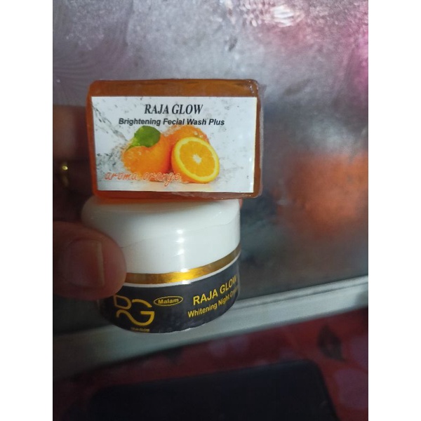 Jual PAKET RAJA FLEK GLOW (SABUN DAN CREAM FLEK) | Shopee Indonesia
