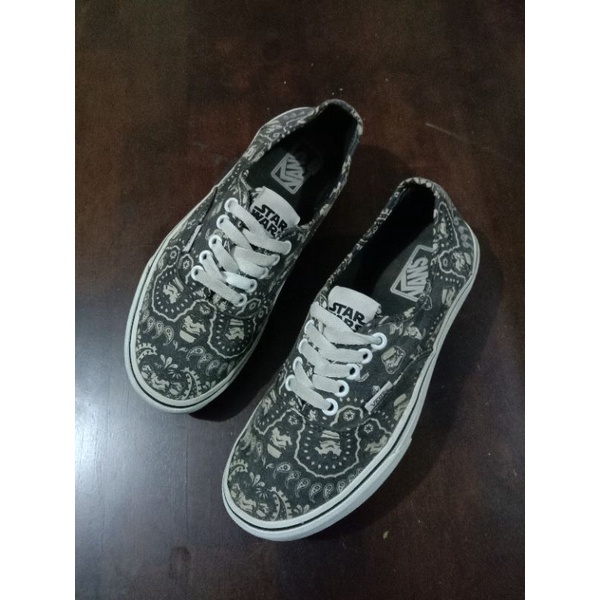 Jual Vans Authentic x Star wars Shopee Indonesia