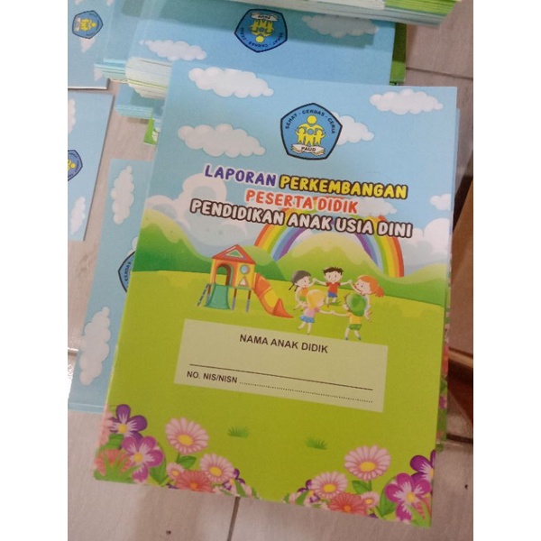 Revolusi Digital dalam Pencatatan Akademik: Mengulas Fenomena DVD Buku Raport Online Jual