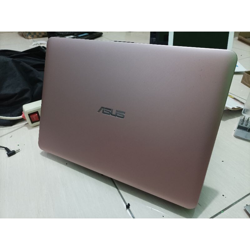 Jual Laptop Asus X441B AMD A4 RAM 4gb Windows 10 | Shopee Indonesia