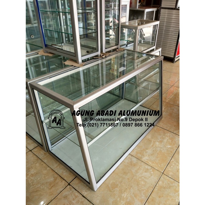Jual Display Etalase Kaca Makanan Miring 1 Meter | Shopee Indonesia