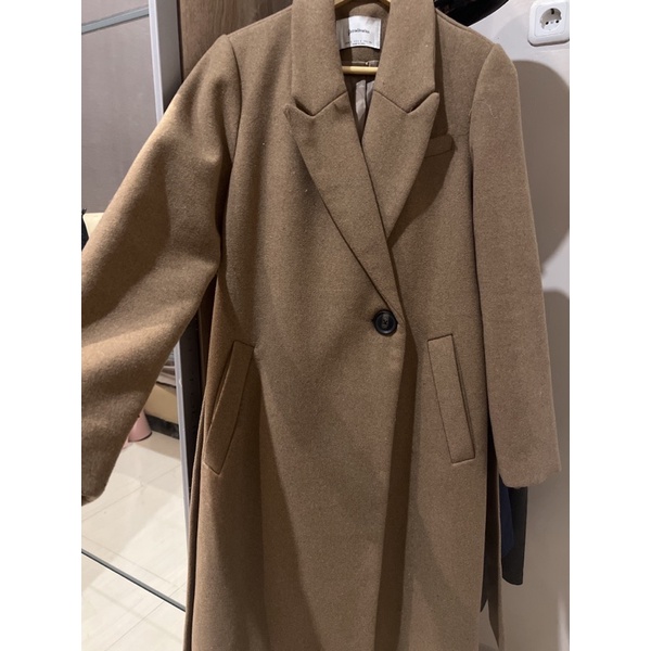 Stradivarius coat clearance indonesia