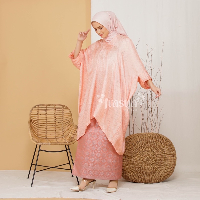 Jual FRASYA BUTIK | Zalina Set Blouse Tunik Batik Viscose Rok Songket ...