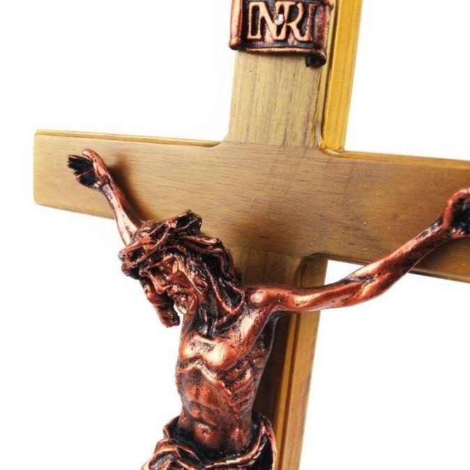 Jual Salib Duduk Kayu Courpus Patung Yesus Inri Fiberglass Tinggi 30 Cm ...
