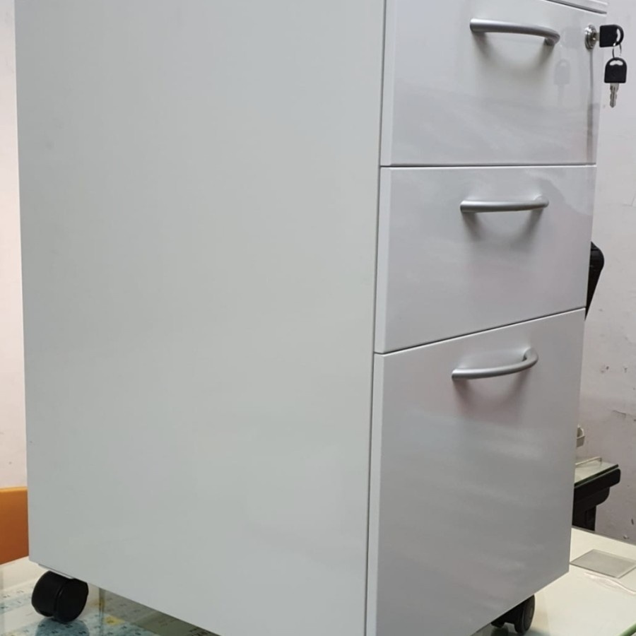 Jual Lemari Laci Besi 2 Laci 1 Laci File Warna Putih Ada Roda Serbaguna ...