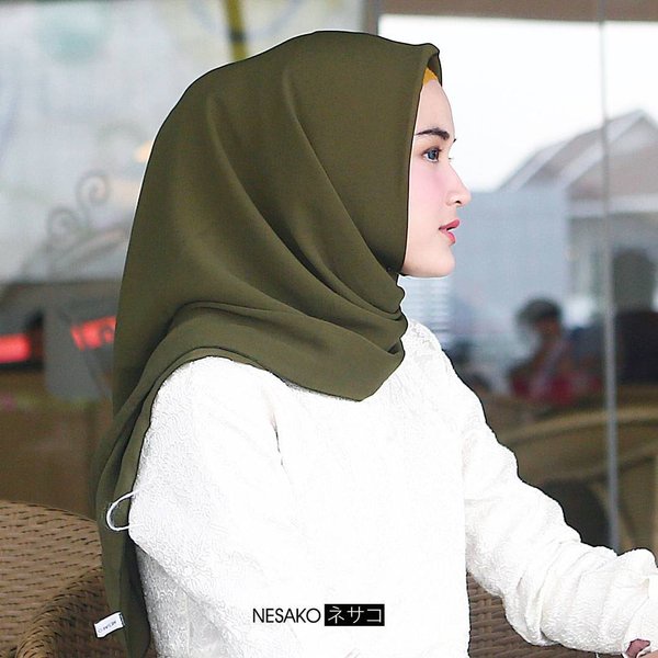 Jual HARGA TERMURAH JILBAB BELLA SQUARE SEGI EMPAT / HIJAB BELLA SQUARE ...