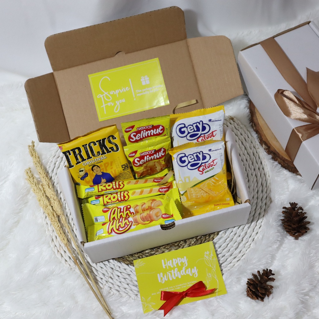 Jual Hampers Snack Kuning Kado Ulang Tahun Wisuda T Box Cowok