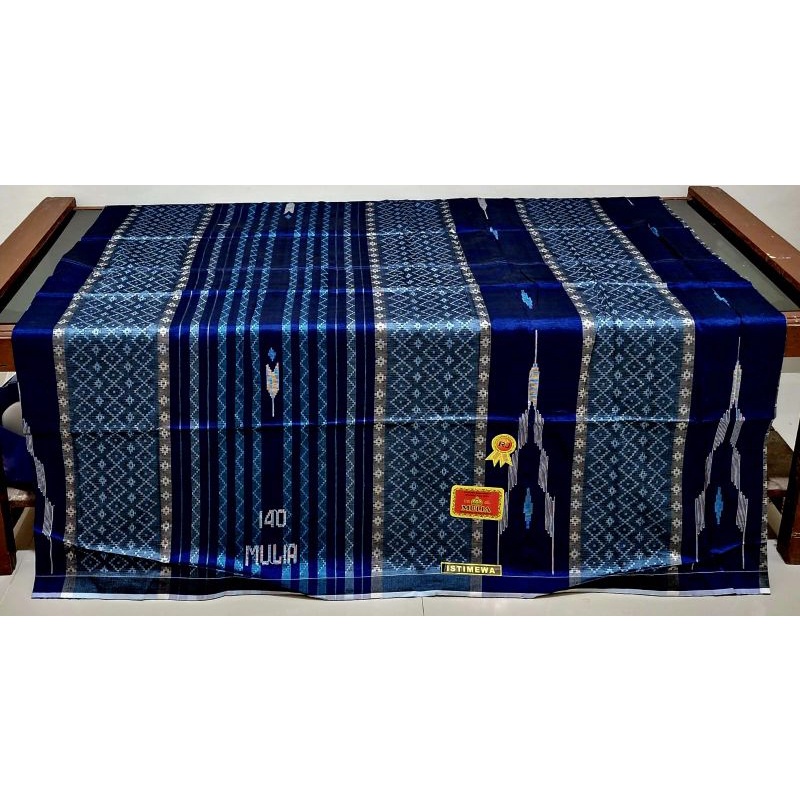 Jual SARUNG TENUN RAJA MULIA 140 SPESIAL JAHIT TENGAH | Shopee Indonesia
