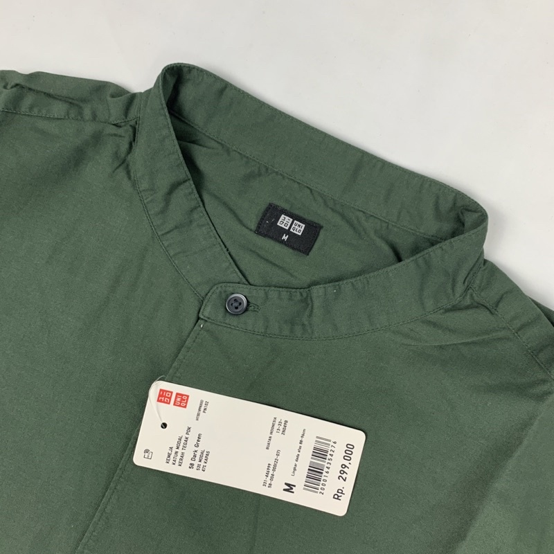 Jual Kemeja Uniqlo Katun Modal Kerah Tegak Lengan Pendek | Shopee Indonesia
