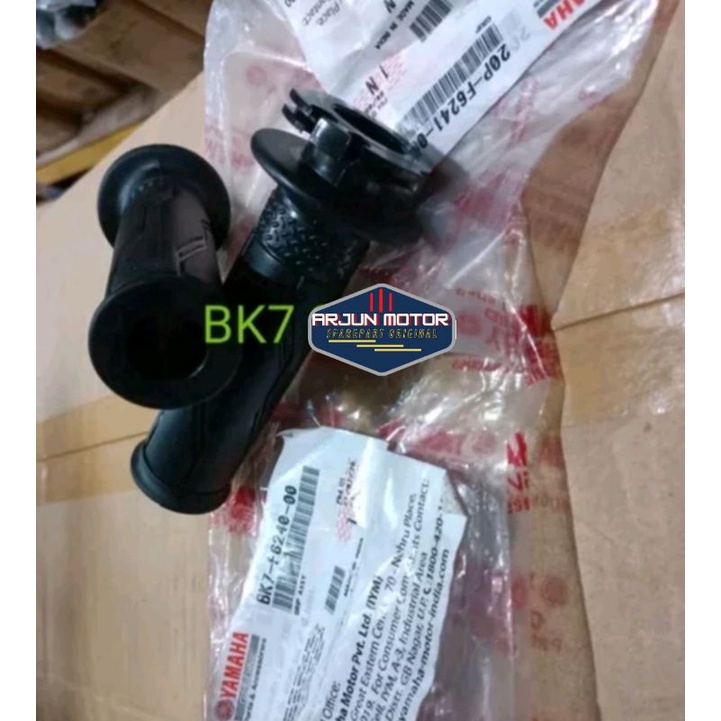 Jual GRIP STANG HANDGRIP STANG SET R15 V2 V3 XABRE XSR 155 ORIGINAL YAMAHA Shopee Indonesia
