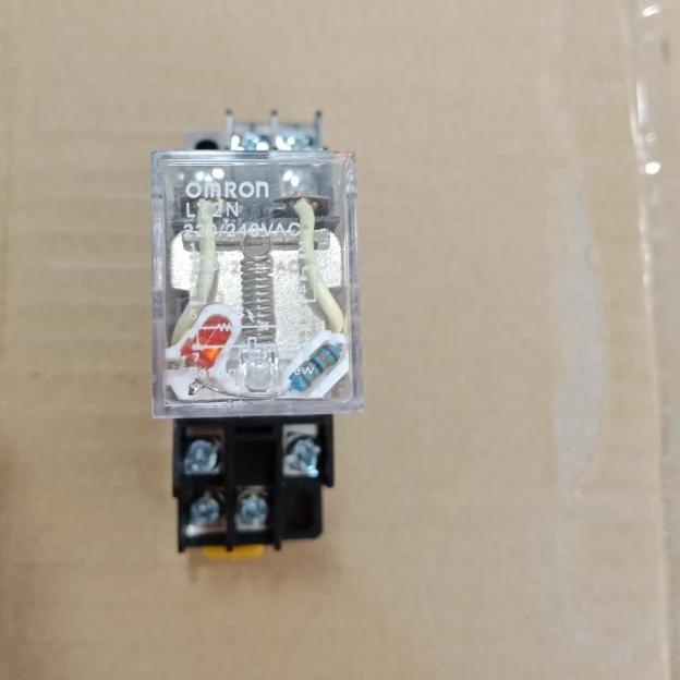 Jual relay LY2N 220VAC omron + socket Shopee Indonesia