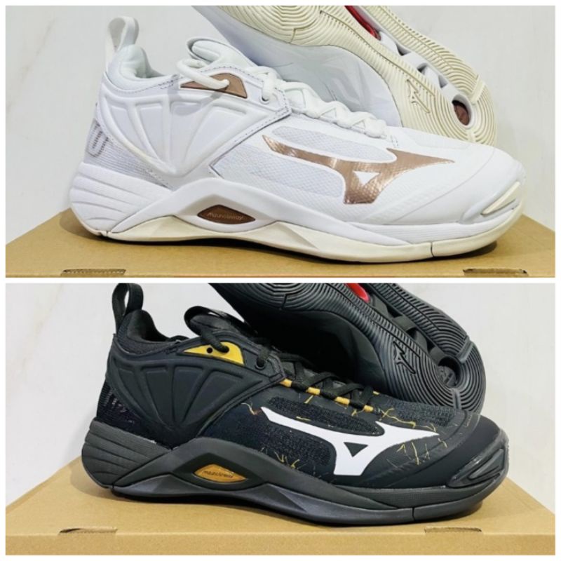 Mizuno wave momentum outlet low