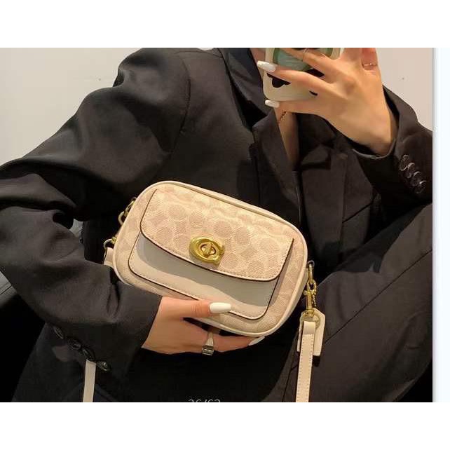 Jual Tas Wanita Signature Cassie Bag 8686 ( Free sarung kain+BubbleWrap ...