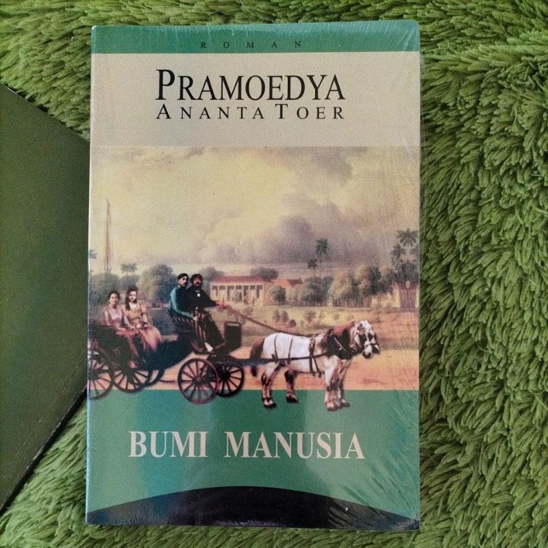 Jual Novel Sastra Dan Sejarah Biografi Bumi Manusia Pramoedya Ananta Toer Shopee Indonesia