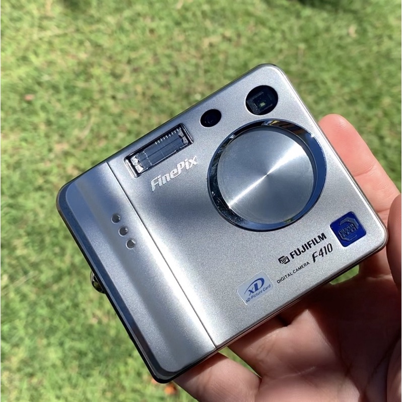 Fujifilm Finepix F410 digicam digital camera pocket preloved second f401