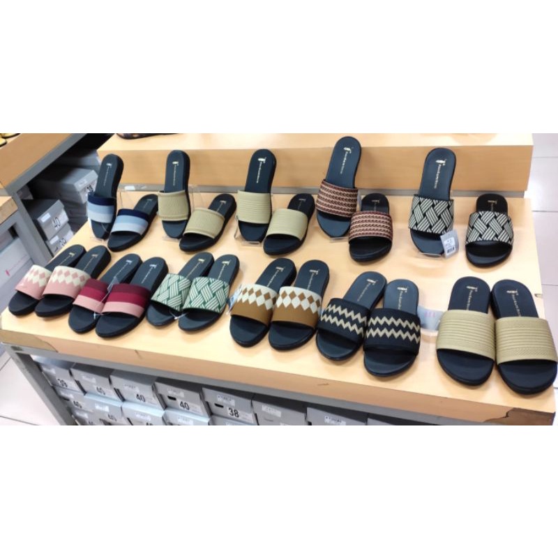 Sandal Wanita polo ralph house