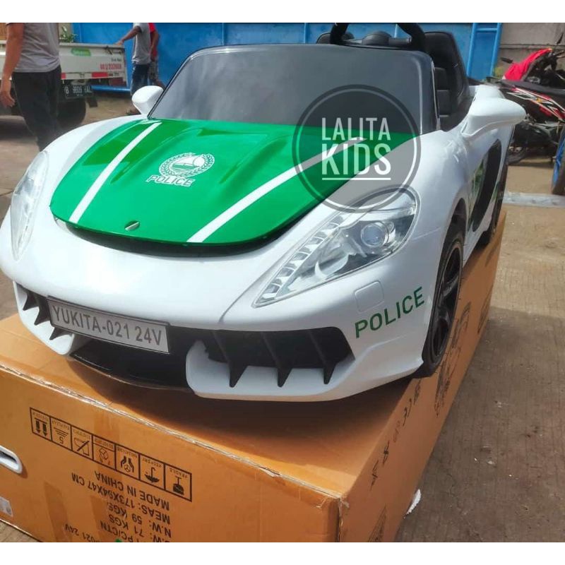 Jual MOBIL AKI PORSCHE YUKITA 021 || MOBIL AKI SEDAN JUMBO || MOBIL AKI