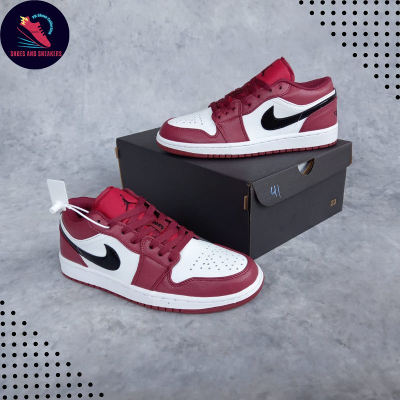 Jual Sepatu Nike Air Jordan 1 Low Noble Red White Shopee Indonesia